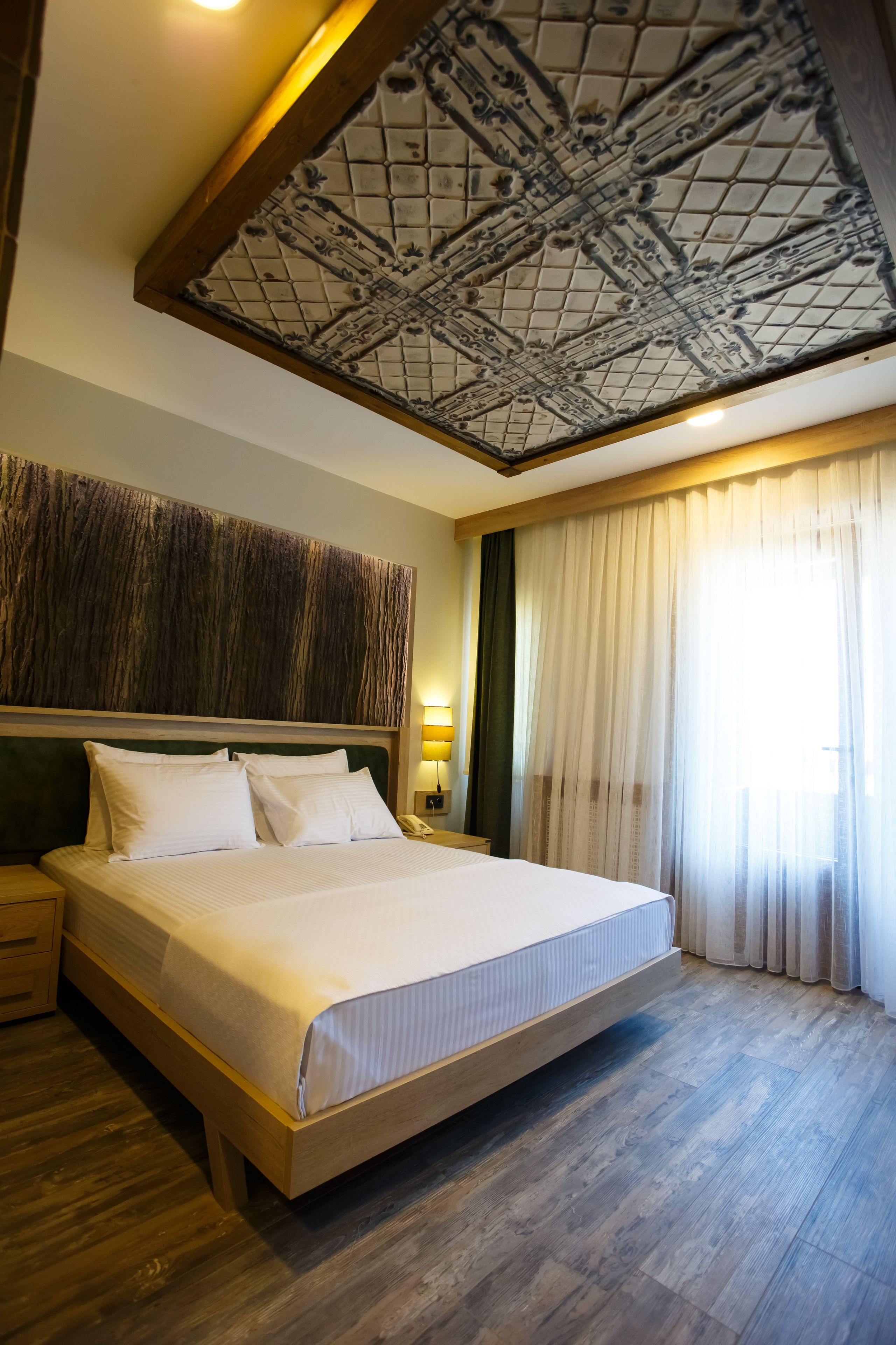 1 bedroom, premium bedding, minibar, in-room safe