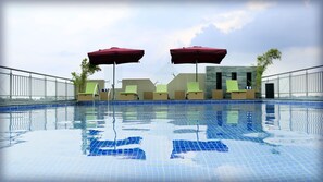 Indoor pool, outdoor pool