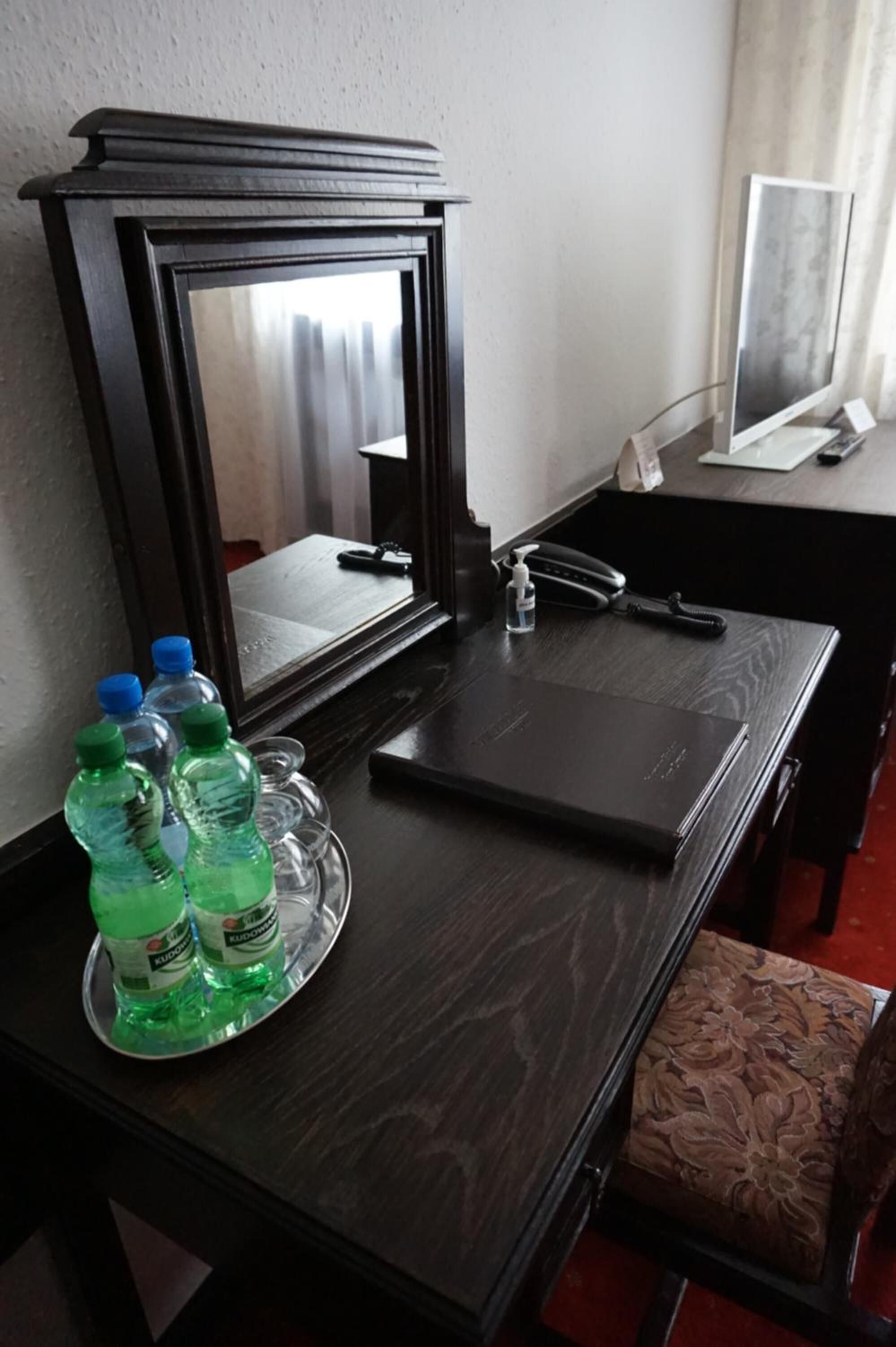 1 bedroom, minibar, desk, free wifi