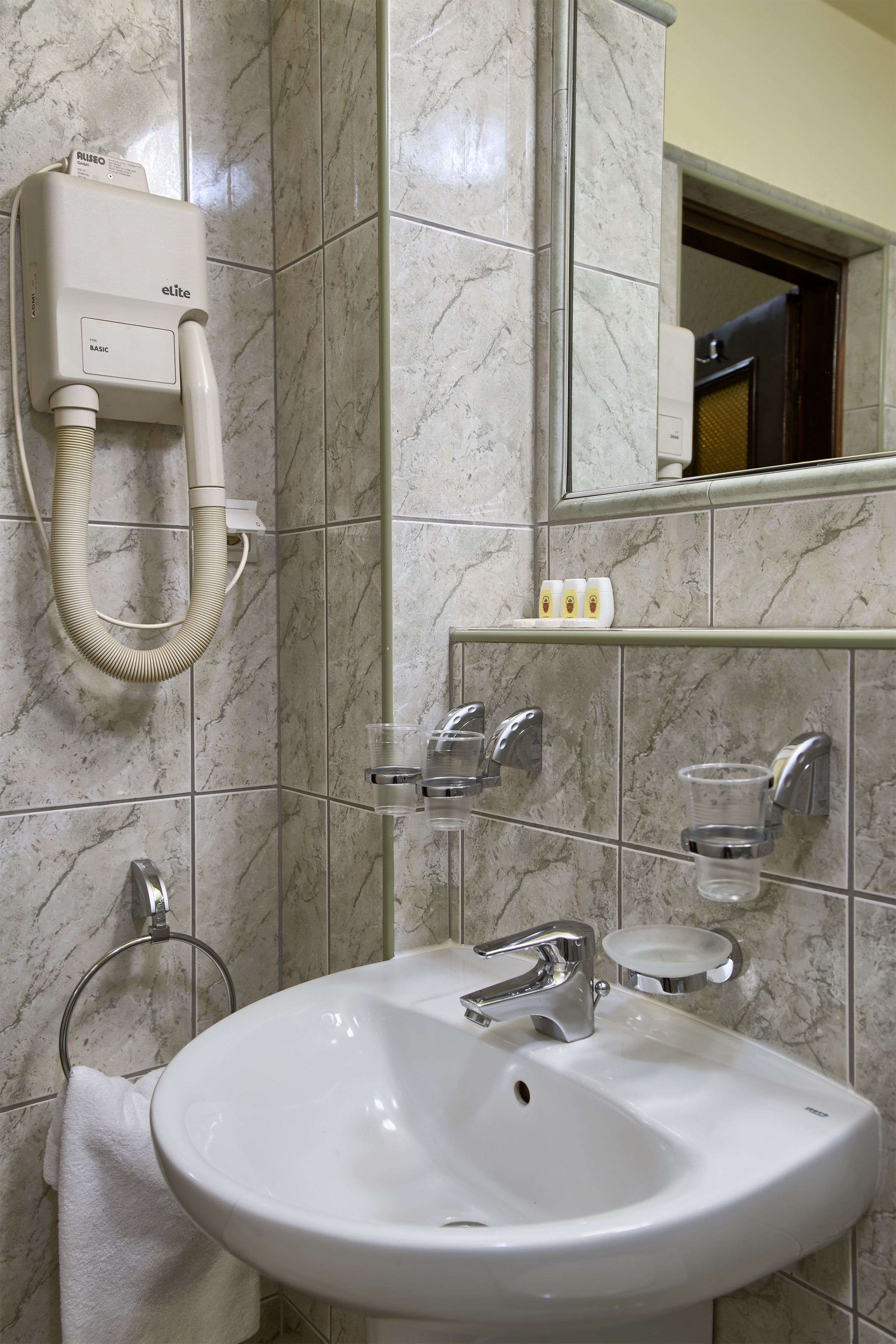 superior double room | bathroom | shower, free toiletries, hair dryer, towels