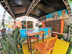 Poolside bar
