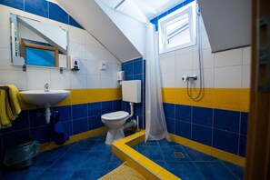 Bathroom - Hotel & Hostel Zagreb (Zagreb)
