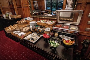 Gratis morgenmadsbuffet hver dag