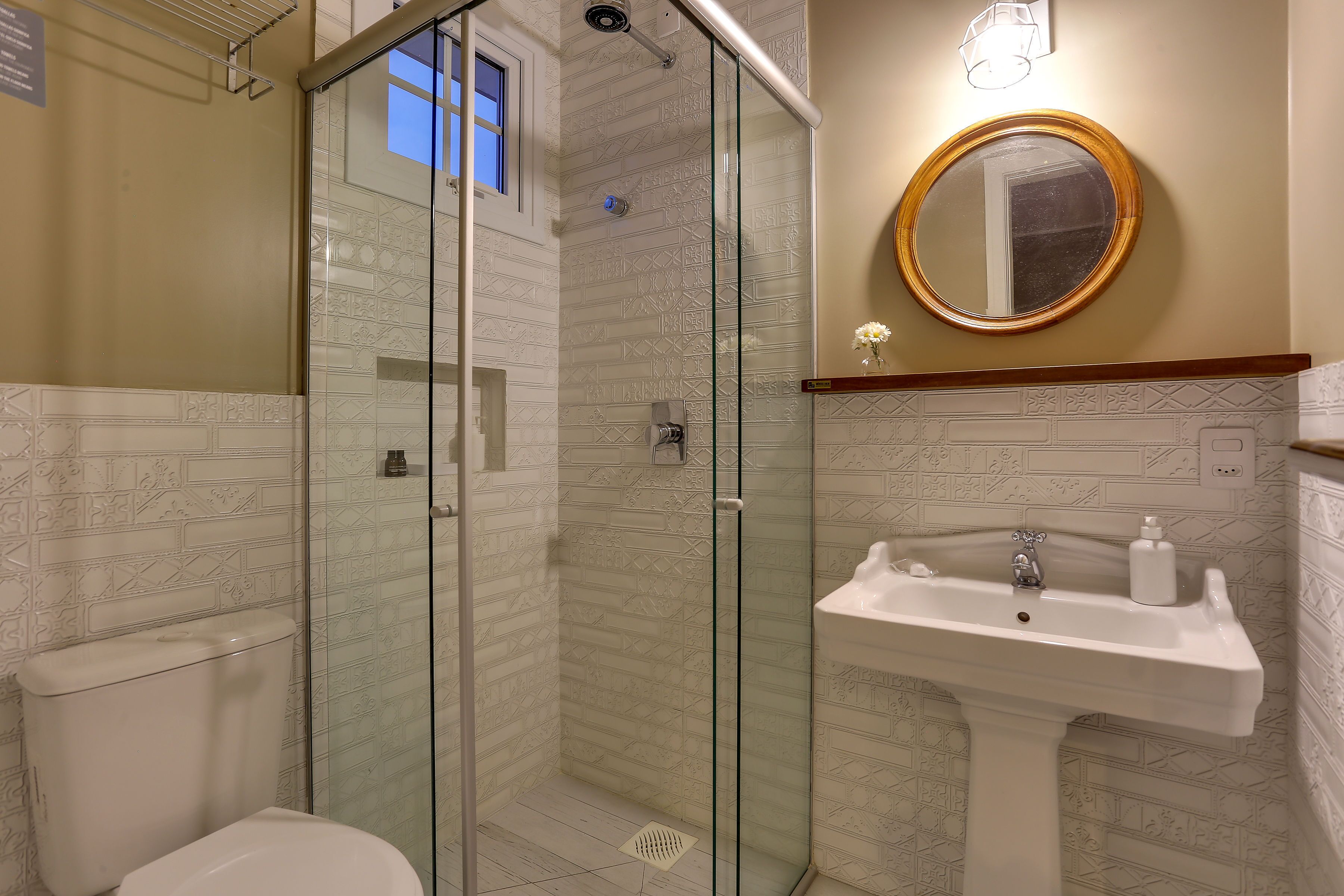 premium double room, partial sea view, beachside | bathroom | free toiletries, hair dryer, towels