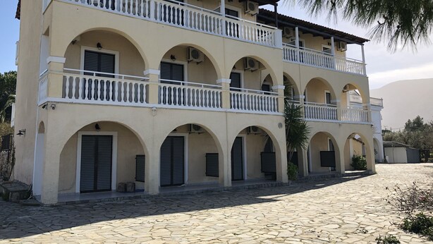 Unclassified image, 1 of 20, button - Venus Studios (Zakynthos)