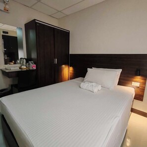 行政客房, 3 間臥室 | 書桌、免費無線上網、床單