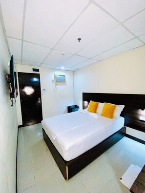 Executive-Zimmer | Schreibtisch, kostenloses WLAN, Bettwäsche