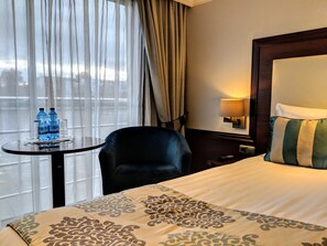 Premium bedding, in-room safe, desk, free WiFi