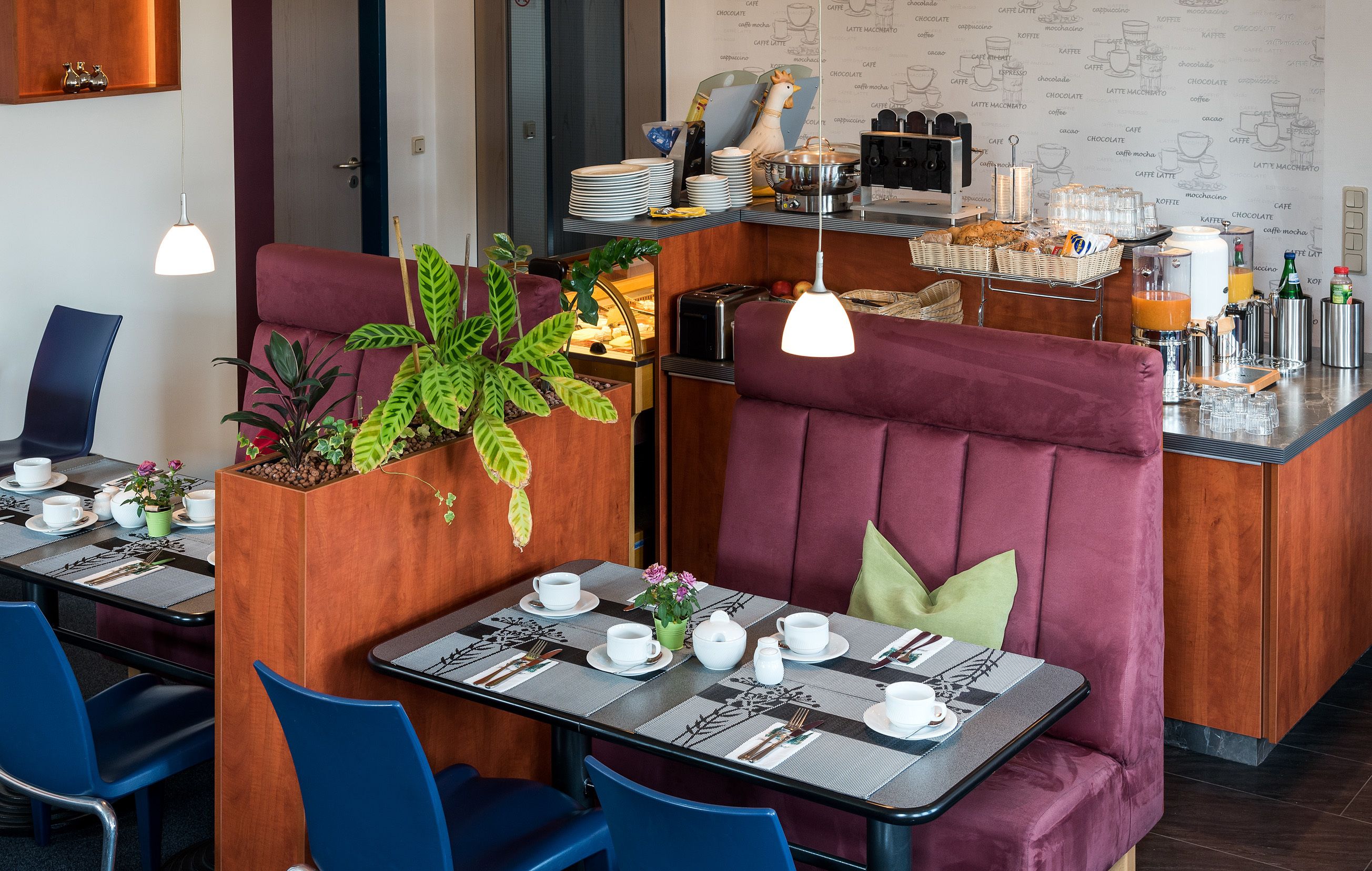 daily buffet breakfast (eur 10.00 per person)