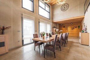 Flat-screen TV - Ome Sweet Home (Laubressel)