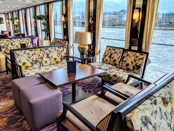 Lounge - Select MS Charles Dickens - Frankfurt (Frankfurt)