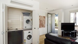 Laundry room - Koonya Getaway (Sorrento)