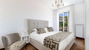 Apartamento, 3 quartos | 3 quartos, lençóis italianos Frette, roupas de cama premium