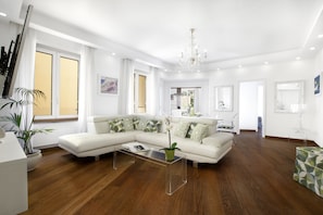 LĂ€genhet - 3 sovrum | Vardagsrum | Platt-tv