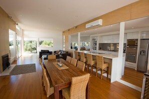 Casa, 5 habitaciones | Servicio a la habitación