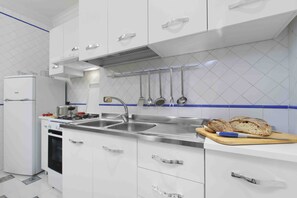 Apartment, 2 Bedrooms | Private kitchen - Vanna Home (Sorrento)