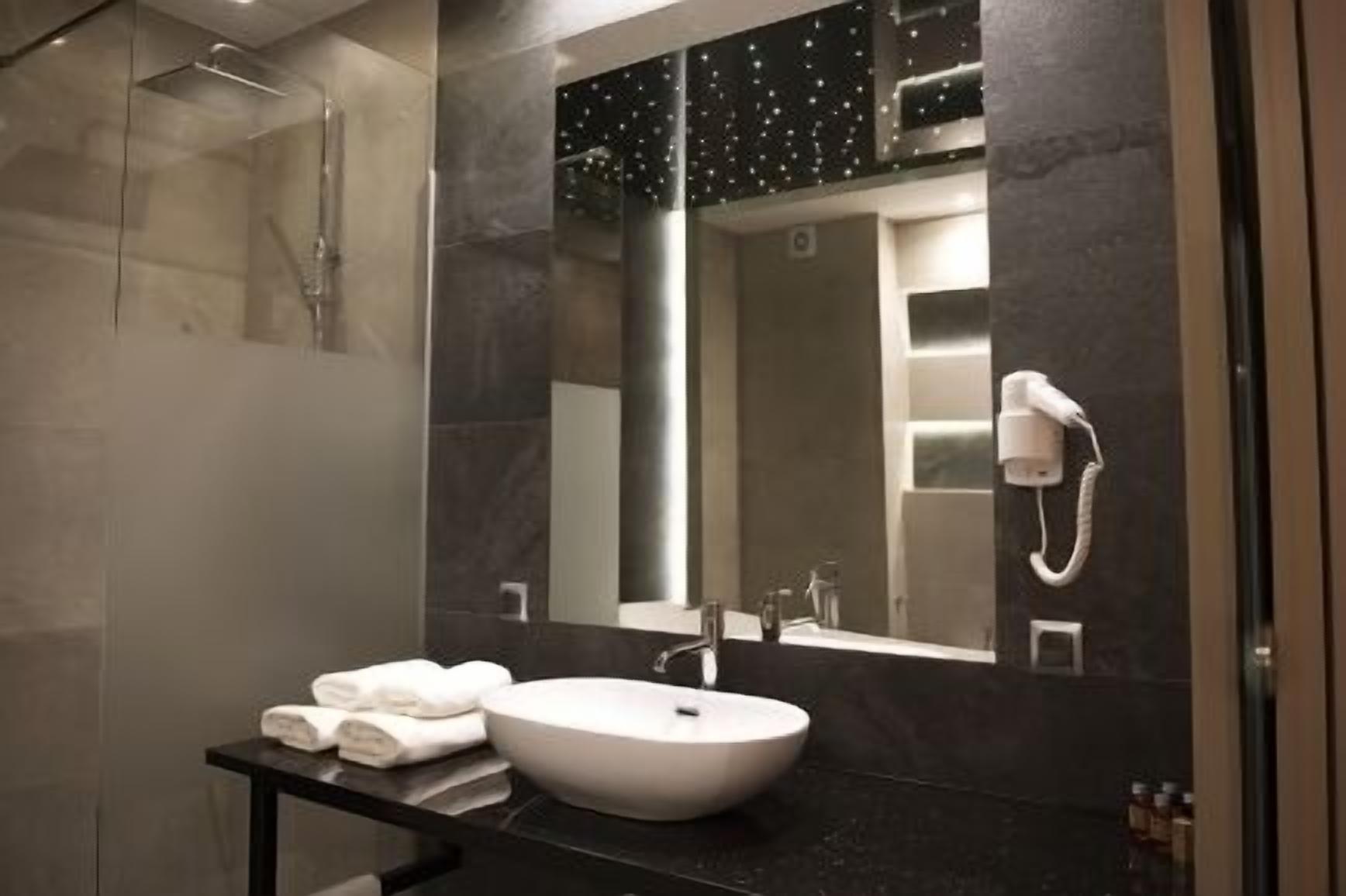 free toiletries, hair dryer, towels