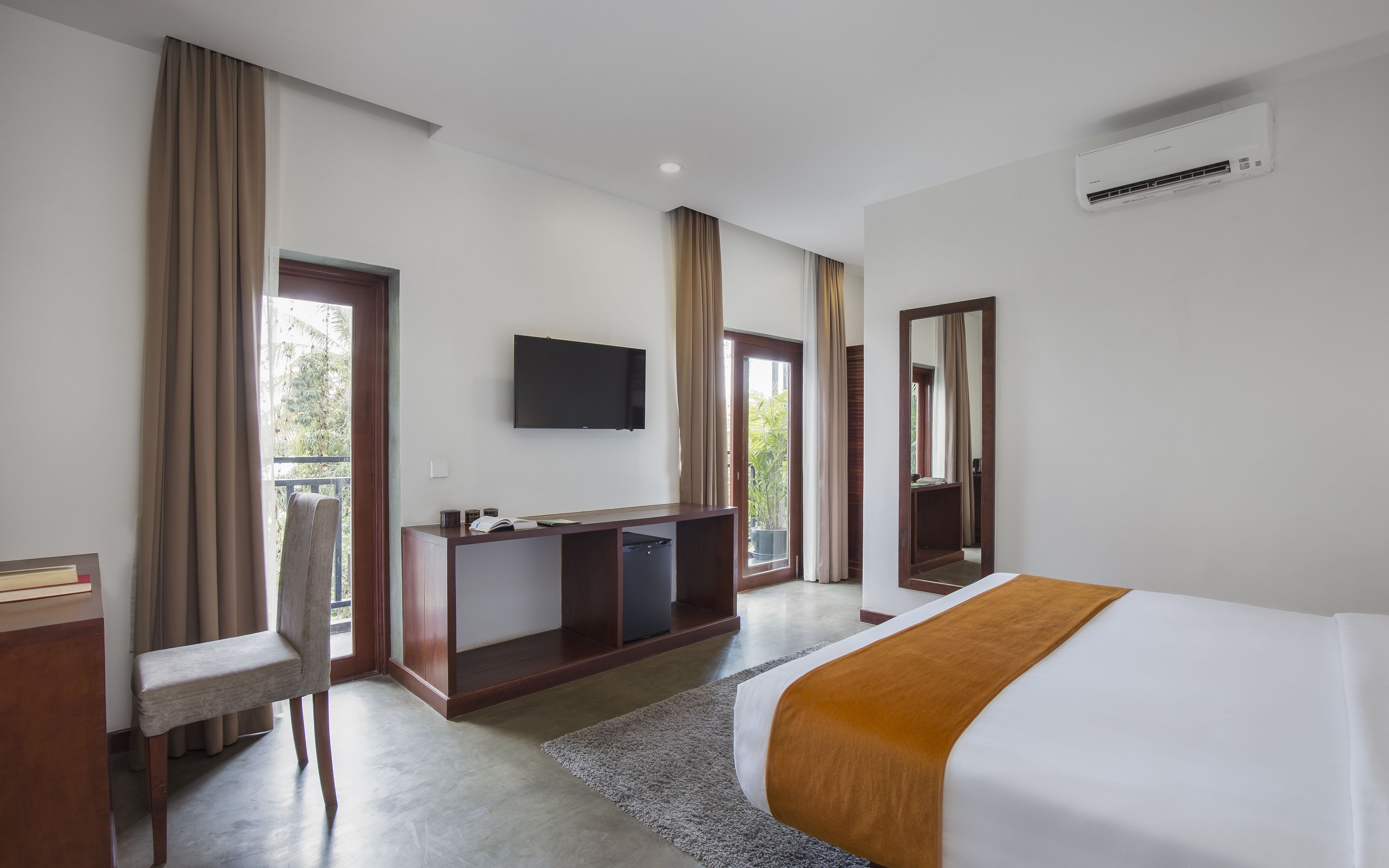 1 bedroom, egyptian cotton sheets, premium bedding, minibar