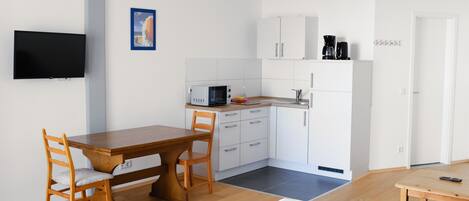 Classic-Apartment, 1 Schlafzimmer, Nichtraucher, Kochnische | Eigene Küche