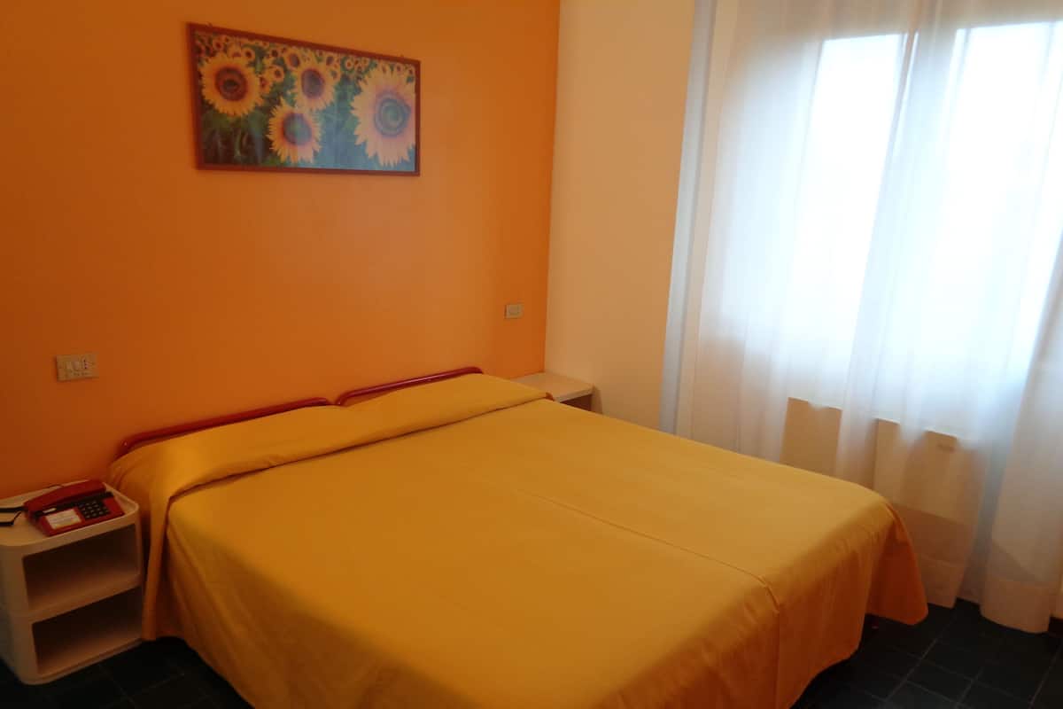Desk, iron/ironing board, cots/infant beds, free WiFi