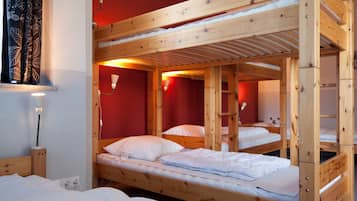 Phòng cách âm, truy cập Internet không dây miễn phí, bộ trải giường