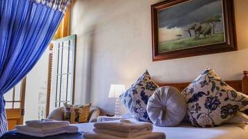 Suite estándar, 1 habitación | Caja de seguridad en la habitación, wifi gratis y ropa de cama