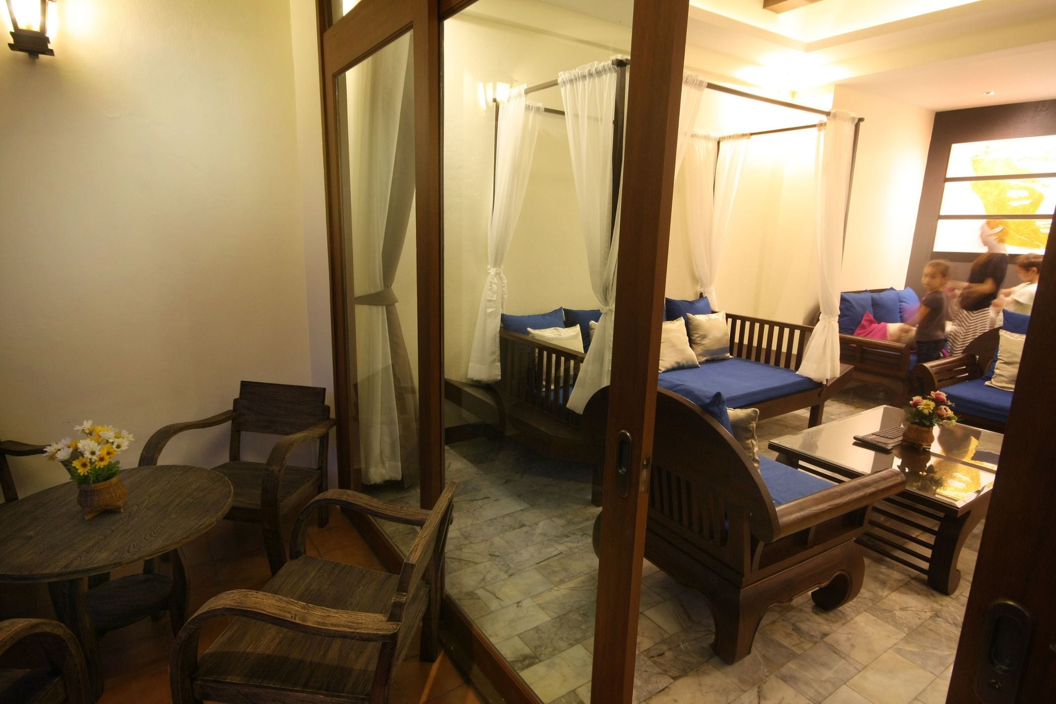 2 Bedrooms Vacation House  | ห้องนั่งเล่น | สมาร์ททีวี