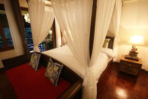 2 Bedrooms Vacation House | 2 phòng ngủ, bàn ủi/dụng cụ ủi quần áo, nôi/cũi di động