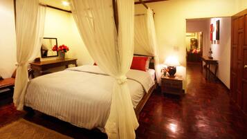 2 Bedrooms Vacation House | 2 phòng ngủ, bàn ủi/dụng cụ ủi quần áo, nôi/cũi di động