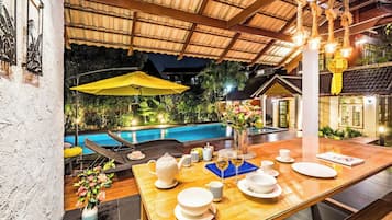 4 Bedrooms Vacation House | Terrace/patio