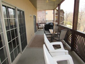 Condo, 3 Bedrooms | Property grounds