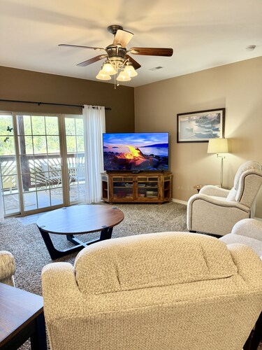 Lower Level Vacation Condo  B-3 at Vickery Resort by RedAwning