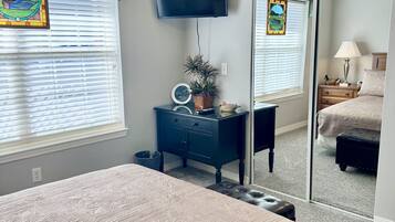 Condo, 3 Bedrooms | 3 bedrooms, free WiFi