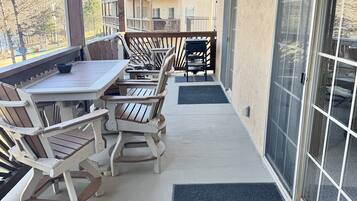 Condo, 3 Bedrooms | Outdoor dining