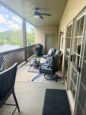 Appart'hôtel, 3 chambres | Terrasse/Patio