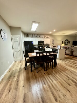 Dining - Walk-in level Vacation Condo B-6 Near Lake by RedAwning (Hollister)