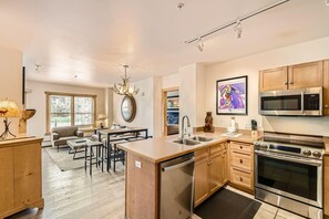 Condo, 2 Bedrooms | Private kitchen | Microwave, oven, dishwasher, coffee/tea maker - Copper Springs 132 (Copper Mountain)