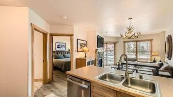 Leilighet, 2 soverom | 2 soverom og wi-fi