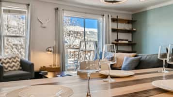 Condo, 1 Bedroom | Interior