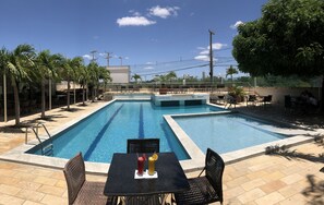 Outdoor pool - Garbos Trade Hotel (Mossoro)