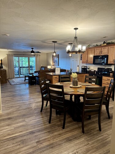 Lakefront Vacation Condo A-1 with Large Private Balcony by RedAwning