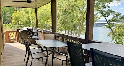 Lakefront Vacation Condo A-1 with Large Private Balcony by RedAwning