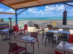 Living area - Maraga Beach Hostel (Maragogi)
