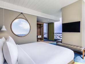 Suite, 1 King Bed | In-room safe, desk, soundproofing, free cots/infant beds - Mercure Jakarta Pantai Indah Kapuk (Jakarta)