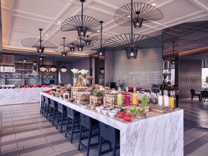 Lunch and dinner served, Regional cuisine - Mercure Jakarta Pantai Indah Kapuk (Jakarta)