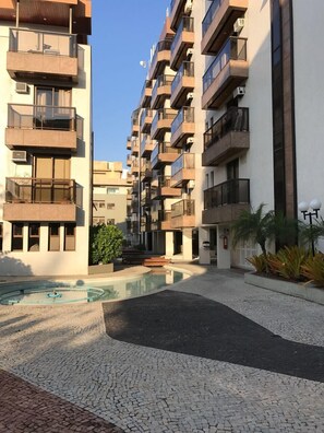 Outdoor pool - Apartamento de Frente para Praia (Rio de Janeiro)