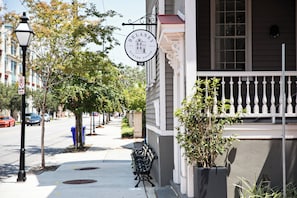 Restaurant - Hotel Bella Grace (Charleston)