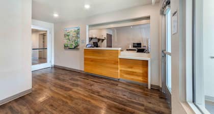 Extended Stay America Select Suites Deerfield Beach