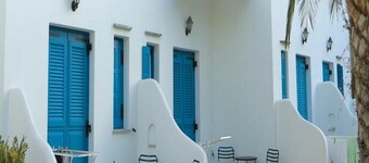 Paraporti Hotel