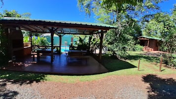 Grillaus-/piknikalue